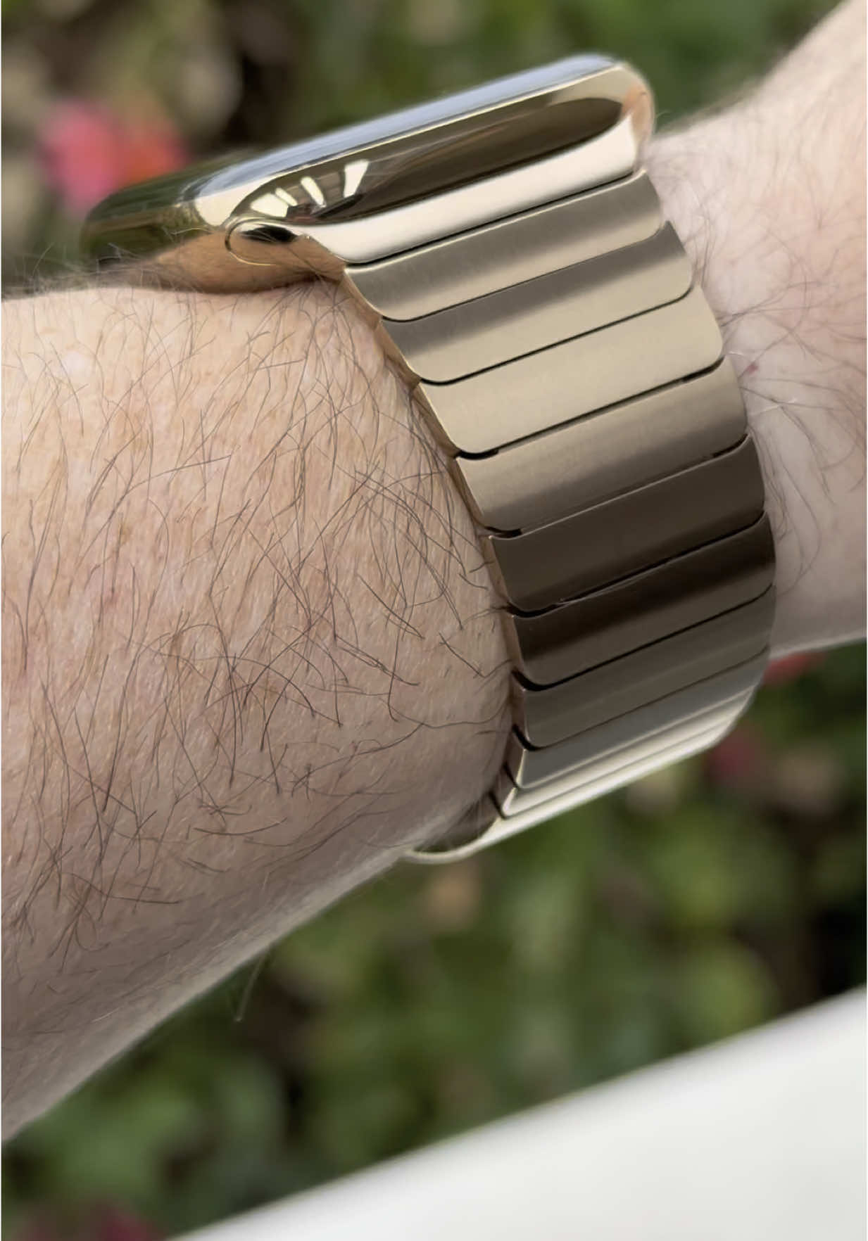 Liquid Metal face #AppleWatchGold #GoldPolishedTitanium #AppleWatchTitanium #GoldAppleWatch #AppleWatchSeries10 #GoldLinkBracelet 