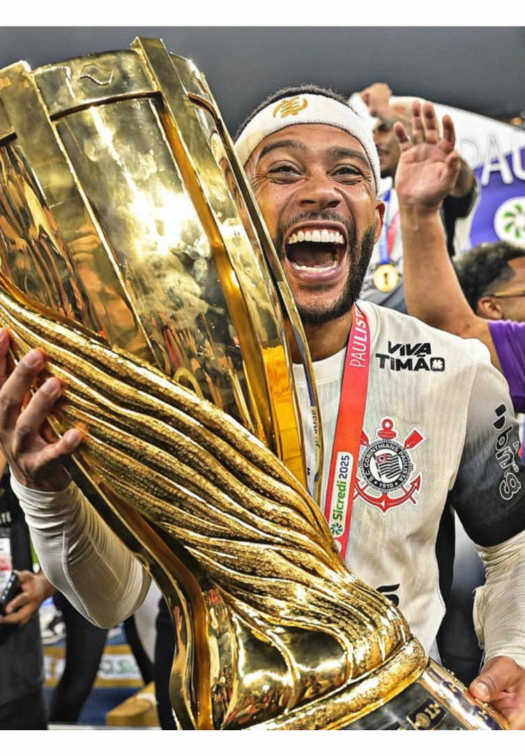 JOGADOR RAIZ 🔥🔥 MEMPHIS TÁ BRINCANDO NO BRASIL..👉🏻😤👈🏻 #corinthians #memphisdepay #jogadorraiz #raiz 
