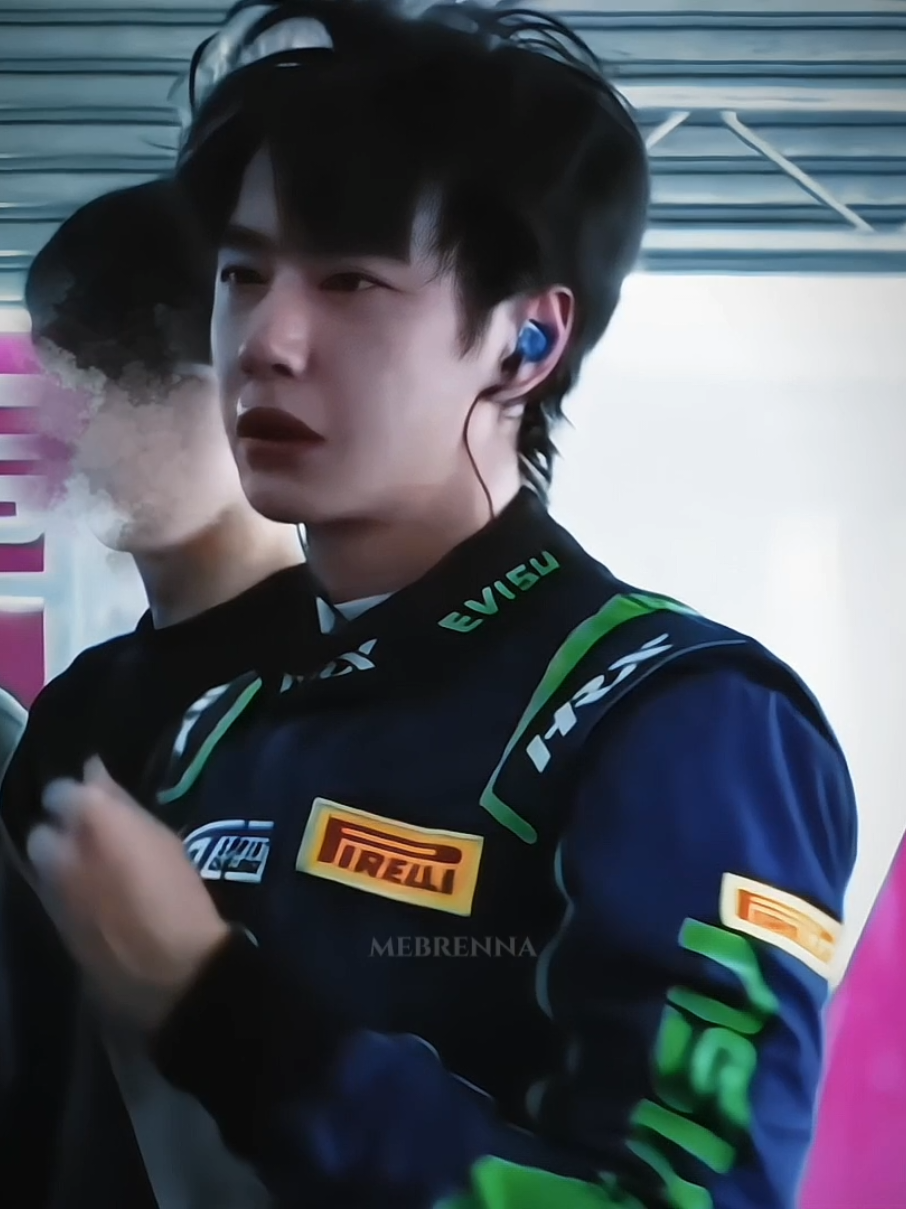 chúc mừng bé bo của chúng ta🎉 #wangyibo #wangyibo王一博  #vươngnhấtbác #racingboy #bjyxszd #bácquânnhấttiêu #bjyx #博君一肖 
