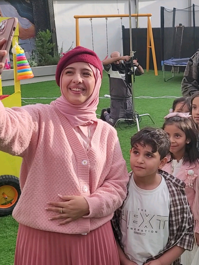 كليب العيد ماريا قحطان وغيداء وليد العلفي العيد يحلو معهم .. بإشارة من يدهم..  يوميديجي يصنع السعادة #العيد 