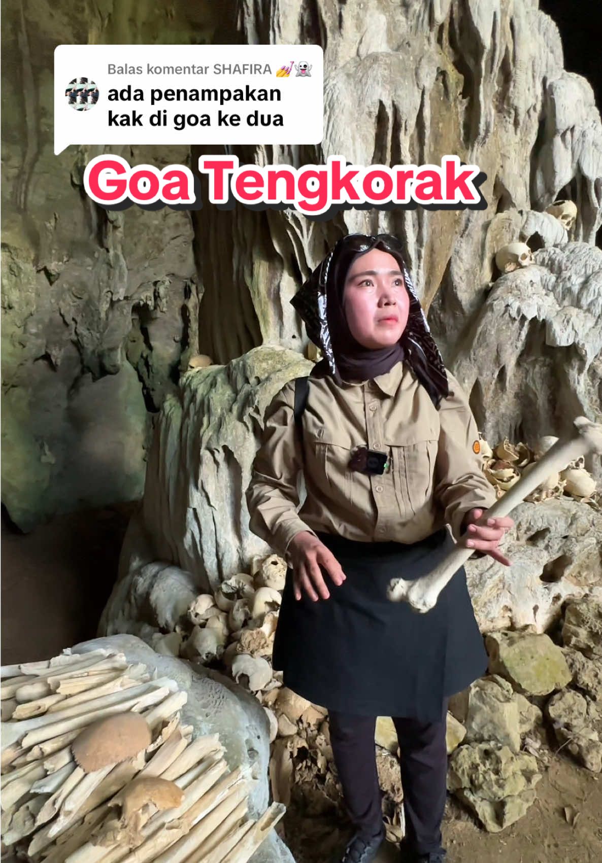 Membalas @SHAFIRA 💅👻 PERTAMAKALI KE GOA TENGKORAK DI KOLAKA UTARA‼️😦 #percobaanasrinda #jalanjalanasrinda #goatengkorakkolakautara 