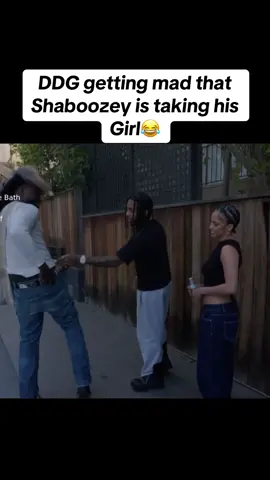 Why DDG Growling🤣🤣#ddg #shaboozey #pontiacmadeddg #dirtymacking #jaycincoo #ddgpontiacmade #riley #jaycinco #deshaefrost #brooklynfrost #kaicenat #adinross #ddgclips 