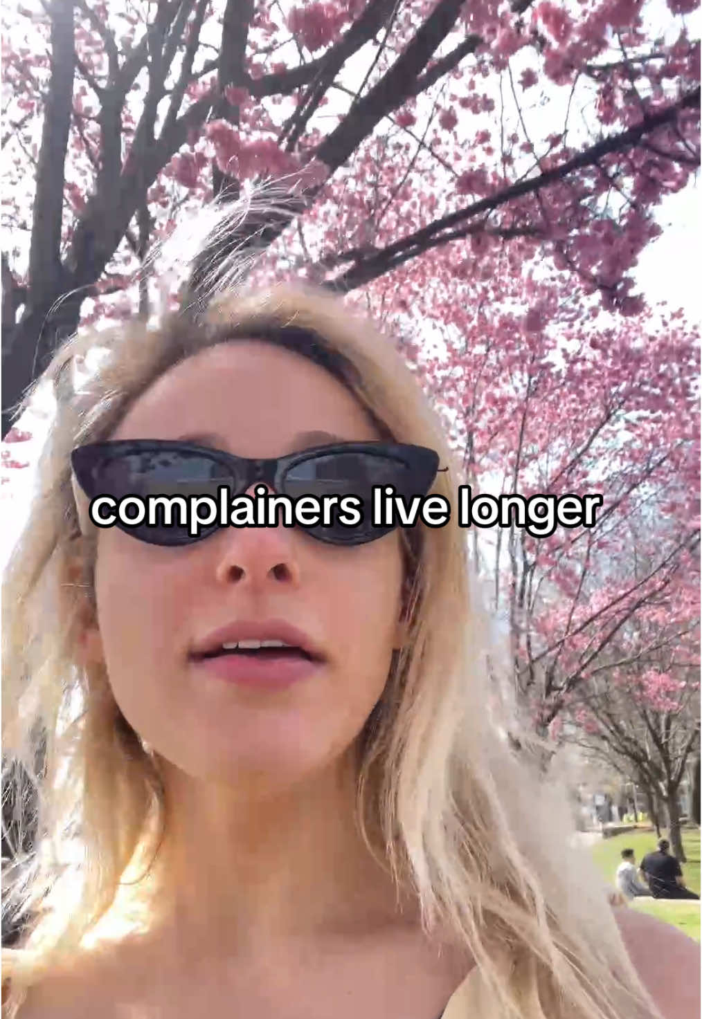 complain more. live longer. happy cherry blossom season of the tourist stampede. 🌸🌸🌸🌸🍒🍒🍒🍒 #cherryblossom #complain #life 