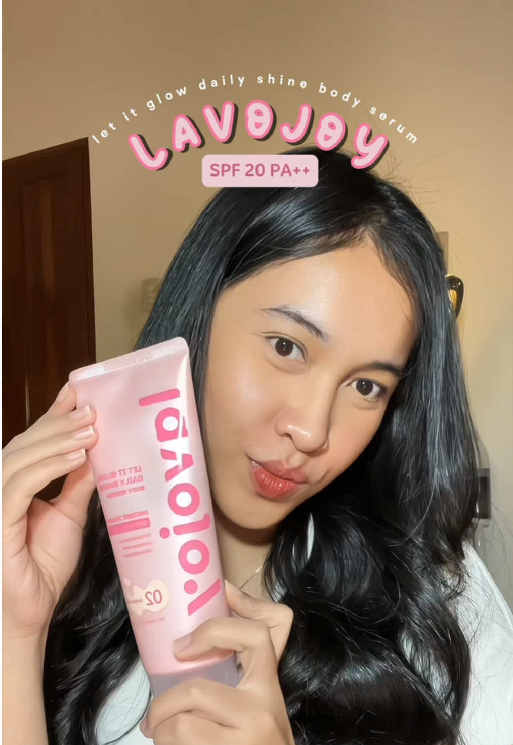 aku pakai yg 02 yaa, ga abu2 🙌🏻✨ @lavojoy_id #bodyserum #glowing #unboxing 