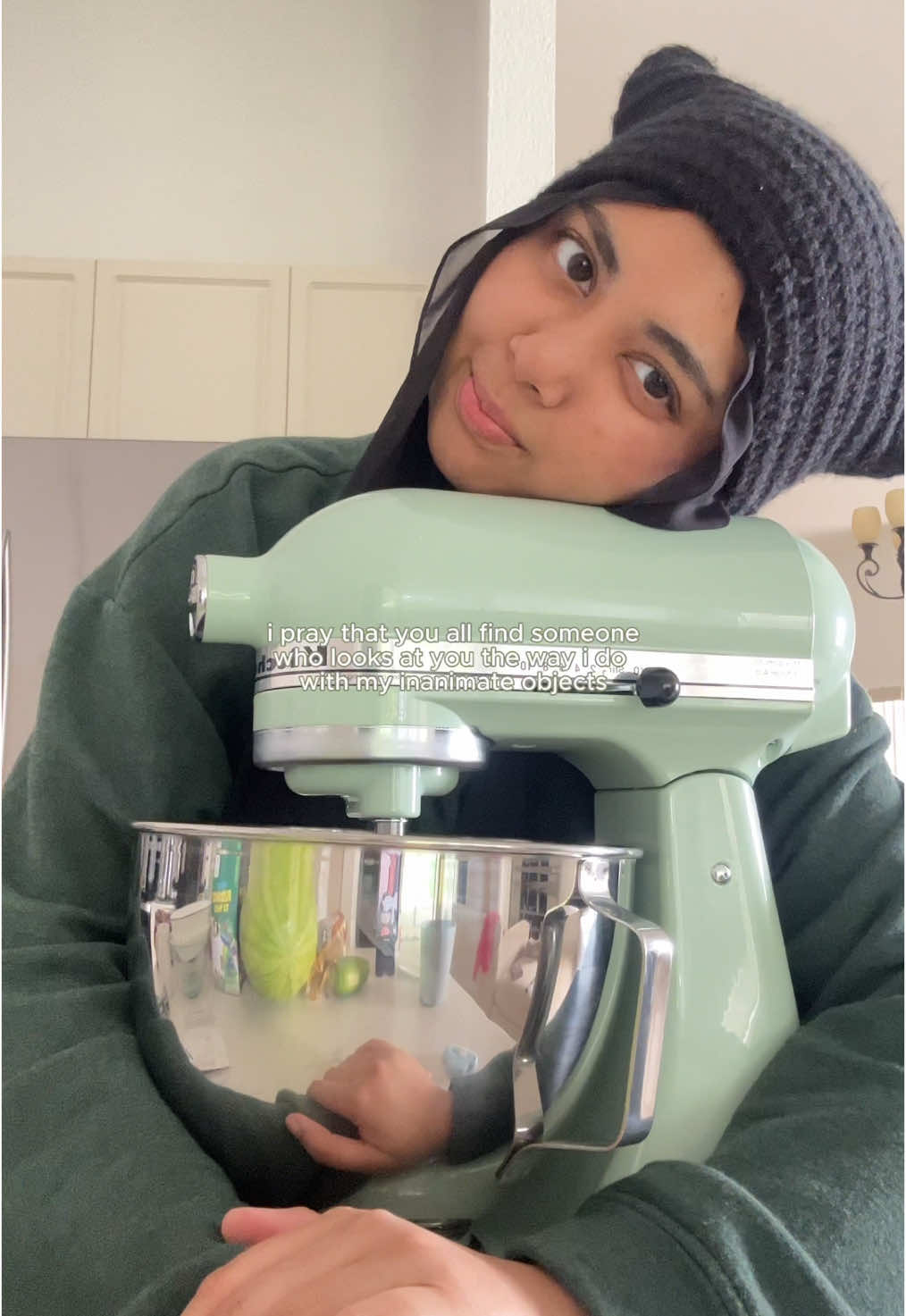 literally my daughter idc 🤗#kitchenaid #kitchenaidmixer #emotionalsupport #byshahima #creatorsearchinsights 