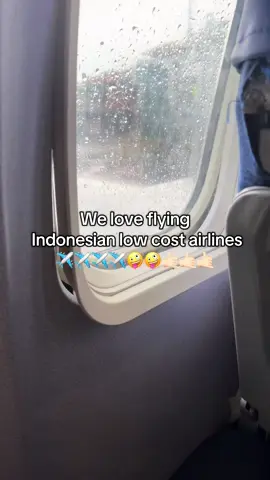 love the risk and the adrenaline of low cost airlines ✈️✈️