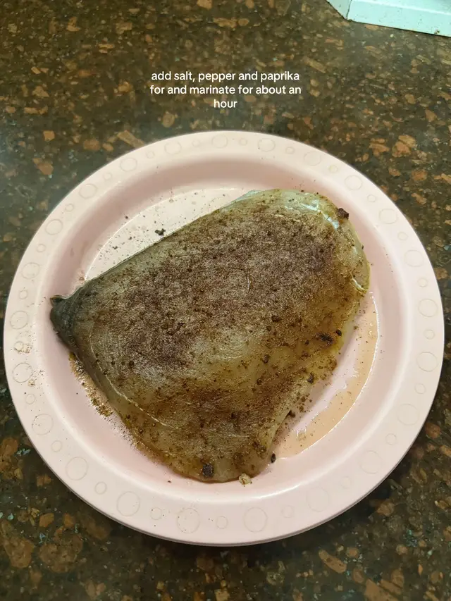Blue Marlin Fish Marinate: Salt and Pepper Paprika Sauce: Olive oil, 2 tbsp Oyster sauce, 2 tbsp Liquid Seasoning, 2 tbsp Pinch of Dried Thyme Pinch of Dried Oregano Pinch of Magic Sarap  #fishrecipe #fish #bluemarlin #grilledfish #EasyRecipe #fishtok #DinnerIdeas #simplerecipe #lunchideas #ulamideas #Foodie #foodtiktok #fyp