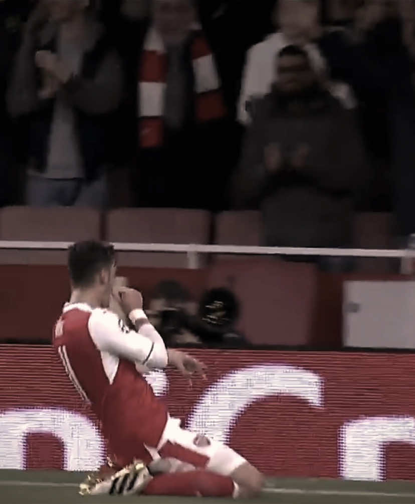 Is That You?                                                  #ozil #mesutözil #trend #fyp #viral 