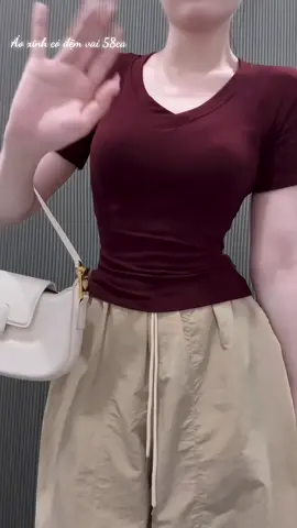 Áo xinh có làm đệm vai , mặc hách dáng quá nha mí nàng #xuhuongtiktok 