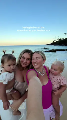 besties with our lil mini besties 👶🏼👶🏼 #beachbaby #babygirl #13monthsold #momlife #babyfever #babybesties @chameymedlin 