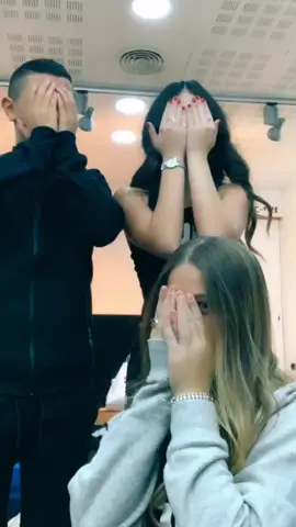 באנו חושך לגרש🔥 #נועהבוג #קיםבןשמעון #ליאלאליהו #באנוחושךלגרש #שייוםטוב #שיריחנוכה #דוריןמנדל #פילטר #foryou #foryoupage #פוריועולמי #frypage #פוריו #סרטוניםישנים