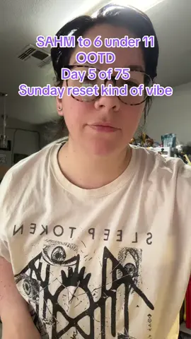 Made it a full 5 days and I’m proud of myself! Today is my rest day but, as a mama to 6 kids under 11 I don’t get rest days! But we are resetting the house to get prepared for this upcoming week!! #sahm #mamato6 #gettingmypinkback #postpartum #OOTD #75hard #75hardchallenge #weightloss #weightlossjouney #depression #anxiety #sundayreset #sunday #resetday 