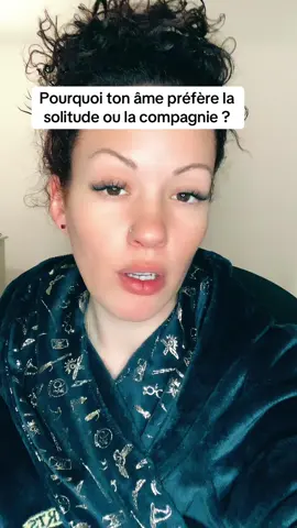 Prends ta consultation sur mon lien dans ma bio 🌸 #spiritualite #medium #voyance #tirageperso #signe #spirituality #explication #energies #cartomancie #consulte #vie #spirituel #solitude #compagnie #paix #interieur 