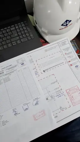 serumit apapun gambar nya selagi masih ada kopi berlogo kapal perang semua lancar 😅 #architecture #civilengineering #shopdrawing #kuliproyek👷🏼 #project #solo 