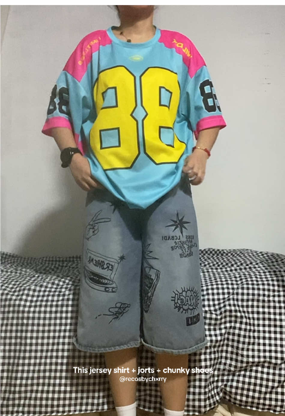 Omg this combo thoughhh #jersey #jerseyshirt #fyl #jorts #denimshort #shoes #chunkyshoes #sportshoes #longshorts 