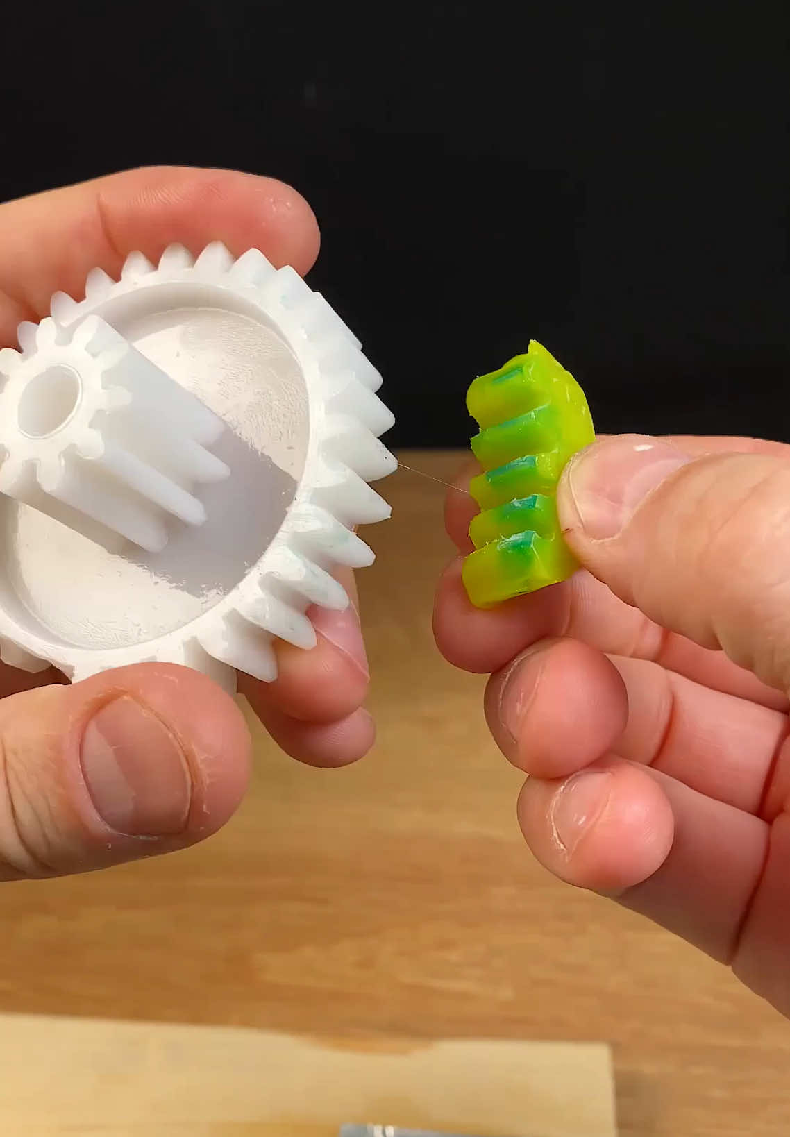 So reparieren Sie ein Kunststoffteil! Nimm Backpulver und Sekundenkleber! Tips and tricks from experts that really work #lifehacks