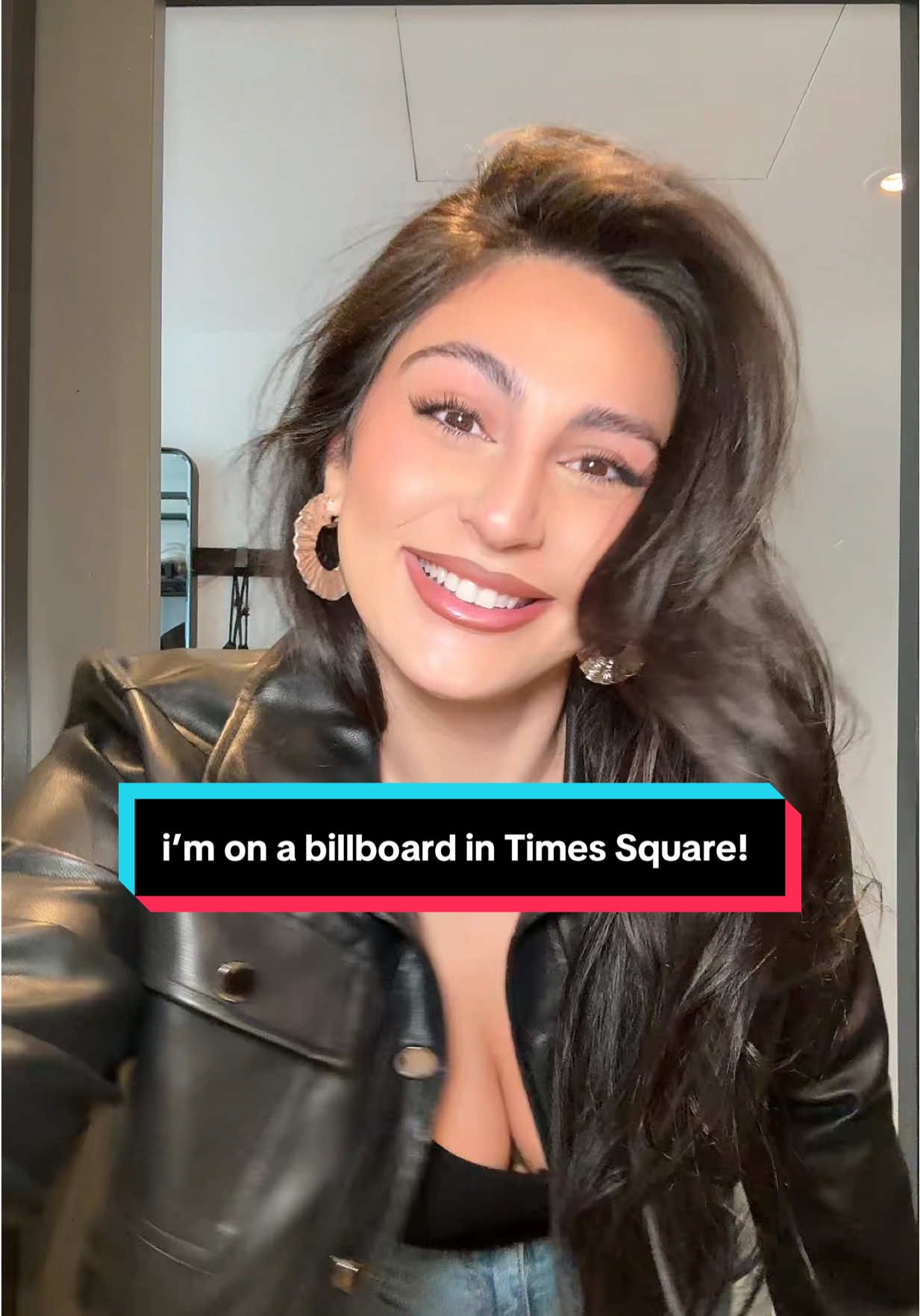 @FashionNovaCURVE y’all I made it!!!! #timessquare #billboard 