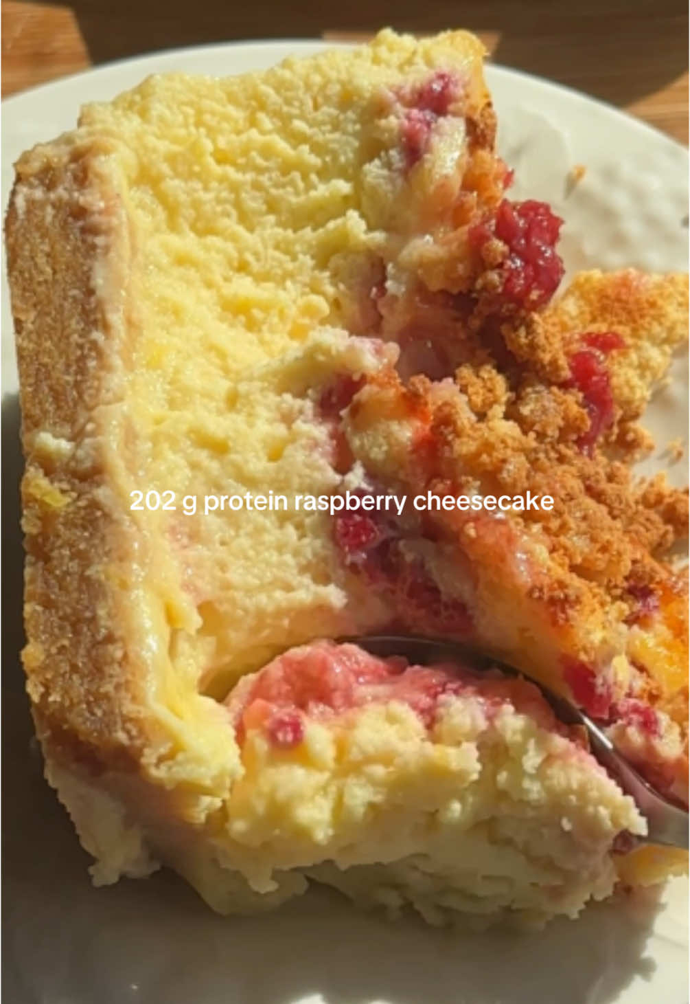 Replying to @Archersfood.com🍯FREE recipes free recipe will be posted later in our website link in bio 🤍🐝  202.4 G protein — 28.8 G protein per portion.  HIGH PROTEIN RASPBERRY CHEESECAKE LOAF 🍋 #recipes #creatorinsights #food #EasyRecipes #dessert #FoodTok #raspberrycheesecake #proteindessert #proteincheesecake #easydessert #protienfood 