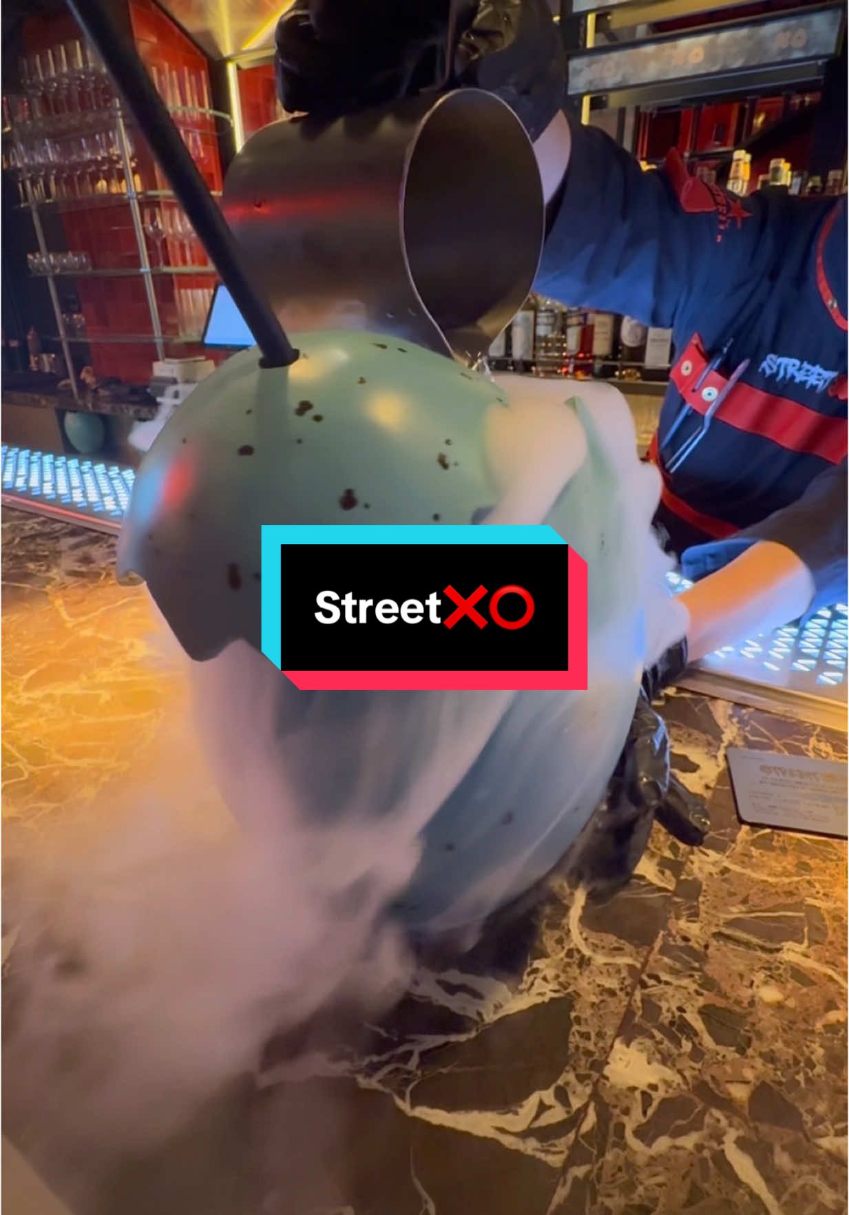 When the food is so good @StreetXO that you wanna cry. #streetxo #streetxomadrid #madrid #spain #visitspain #espana #food #Foodie #foodtiktok #FoodTok 