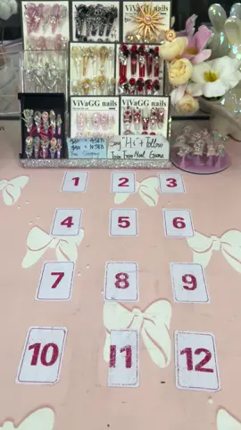 Waiting for girls in my living ❤️❤️❤️#nails #pressonnails #3Dnails #nails💅 #fyp #vivagg #vivaggnails 
