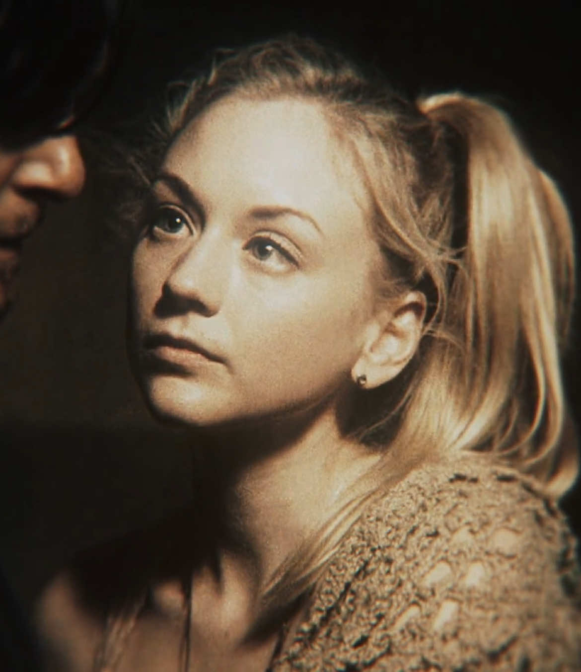 her beauty is unmatched i love her sm (ignore the glitches pls) | scp silverscenes #bethgreeneedit #thewalkingdead #twdedit #emilykinney beth greene rhee trend do you think about me when the crowd is gone ORIGINAL CONTENT 