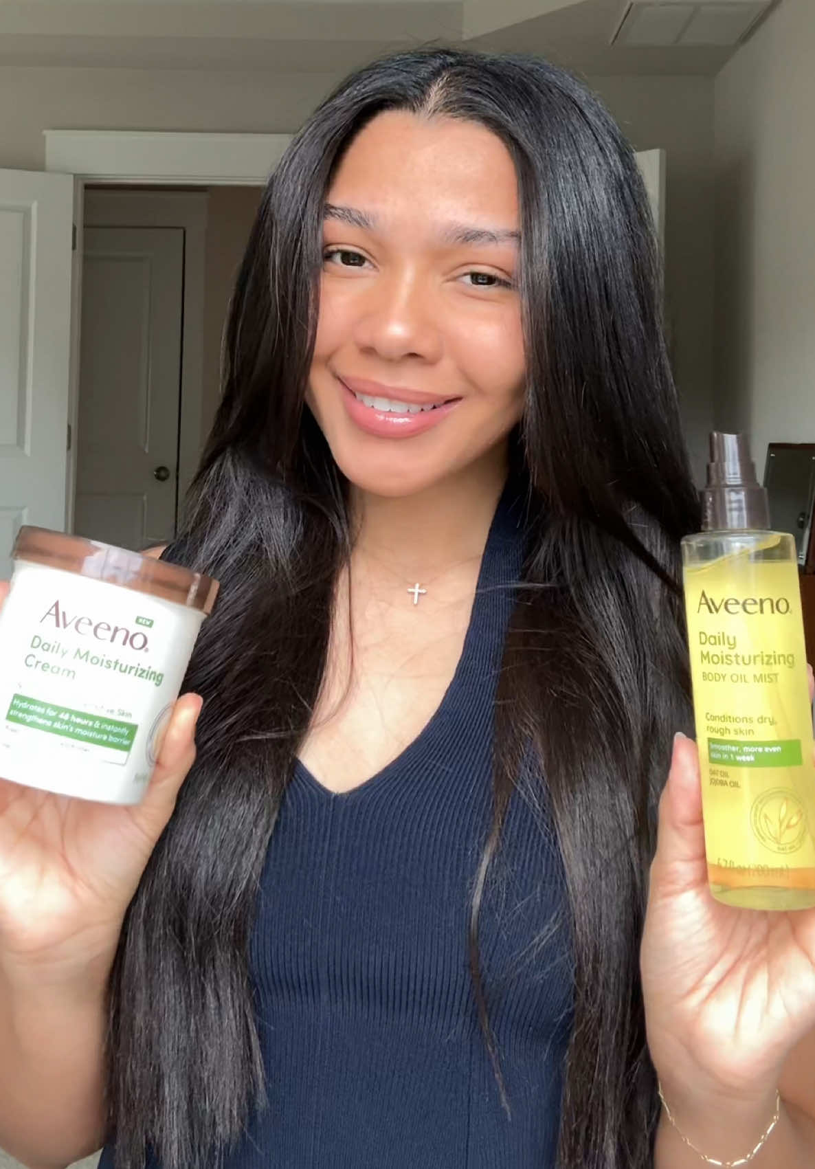 #AveenoPartner New season, same skin problems! I have been loving my @Aveeno duo 🤍🧴 Buy on Amazon! 