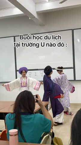 Một nét văn hoá nghệ thuật Huế tại trường U…#dulich #vanhoavietnam #nhatbinh #daihoccogivui #nhanhaccungdinhhue #xuhuong #huemongmo #díanvanhoa #daihoc 