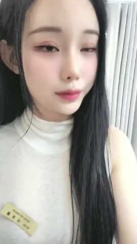 다시 이노래 뜨길래 해바쏘 오늘 날씨 넘쥬타 누가 나한테 관리 받으러올래? 예약문의메세지줘! 허니스킨뷰티♥︎ #하트 #추천 #추천떠라 #반해 #반해챌린지
