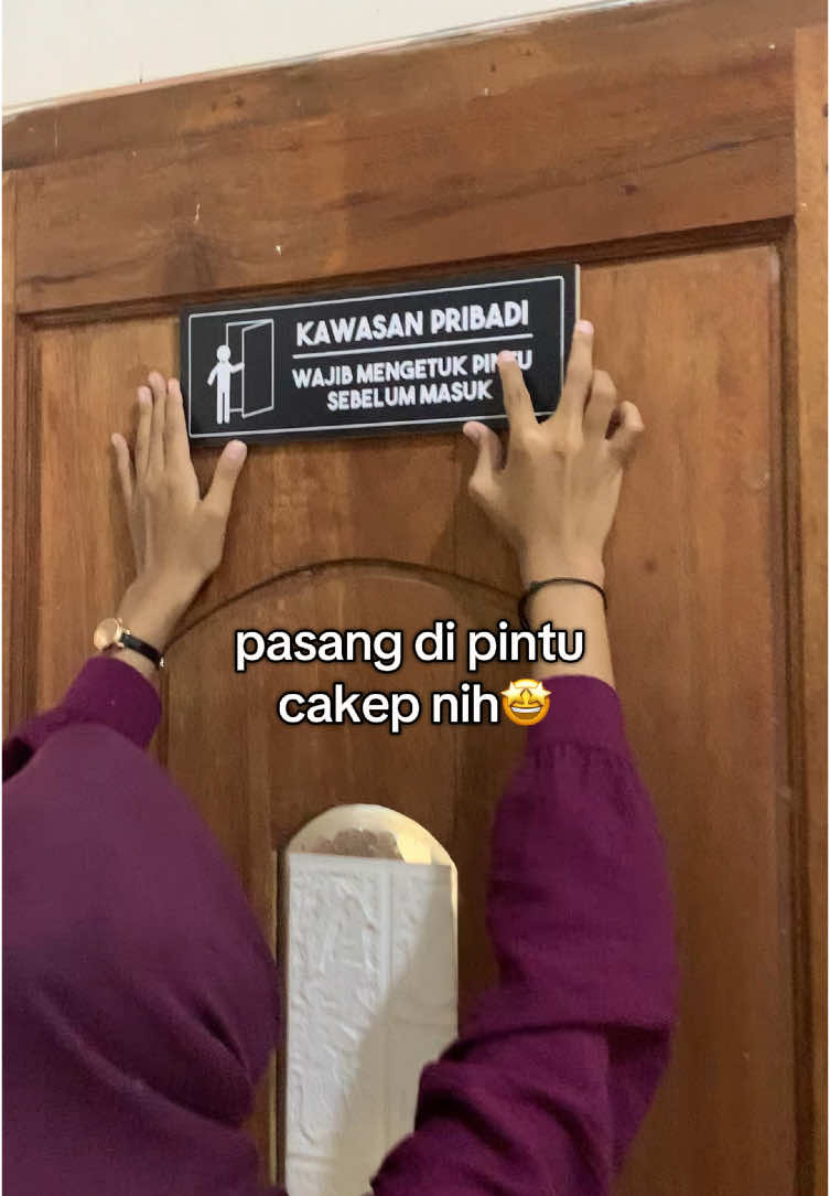 buat pintu kamar kalian prend #pajangan #pajangandinding #kawasan #larangan #foryoupage #fyp 