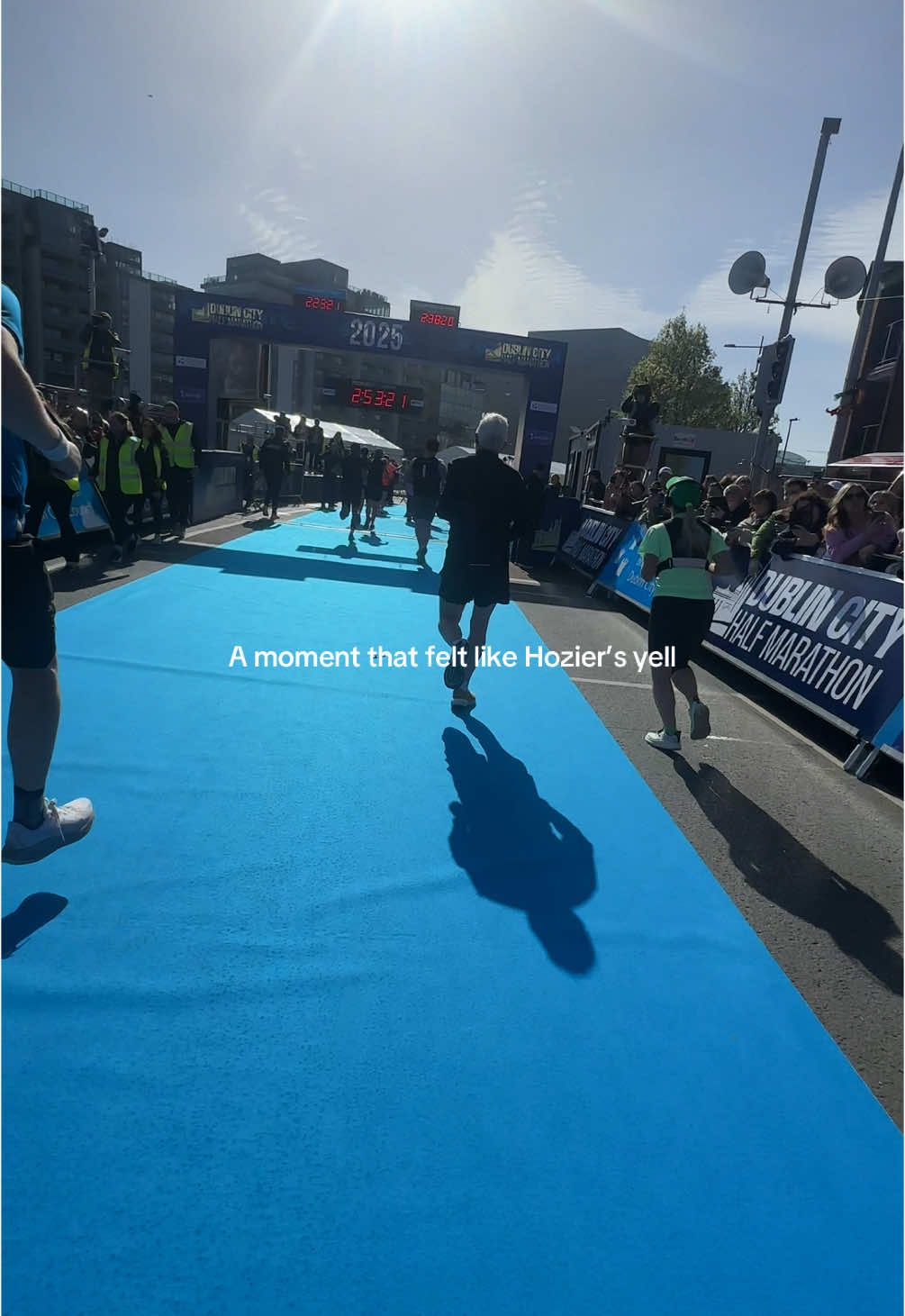 What a feeling crossing that finish line with my other half❤️‍🩹 #halfmarathon #hoziersyell #dublinhalfmarathon2025 #fyp