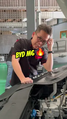 Enjin power tapi handling kurang sikit? So, apa perlu buat? Pasang bar lah! 💪🚗 BYD M6 upgrade Stage 1 + 2 & collision bar untuk pastikan pemanduan lebih mantap. Dengan Stage 1 + 2, handling jadi lebih stabil, body roll berkurang, dan cornering lebih lancar. 🔥 Collision bar pulak beri perlindungan ekstra untuk keselamatan! 💥 #ultraracing #safetybar #BYDM6 #Stage1Plus2 #CollisionBar #safetyfirst #HandlingMantap 