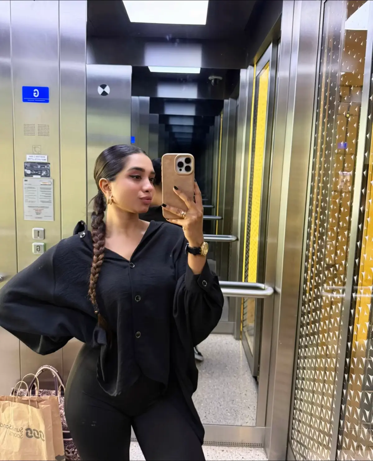 🖤🖤🖤 #doha #qatar🇶🇦 #fypシ゚viral #onemillionaudition #pageforyou #nataliyajayasekara #2025 #viral 