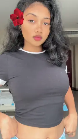 Genna malli dn 🤪🤤#foryoupage #sinu #sesandhi #tiktok #foryou #goviral #dance @SACHI 