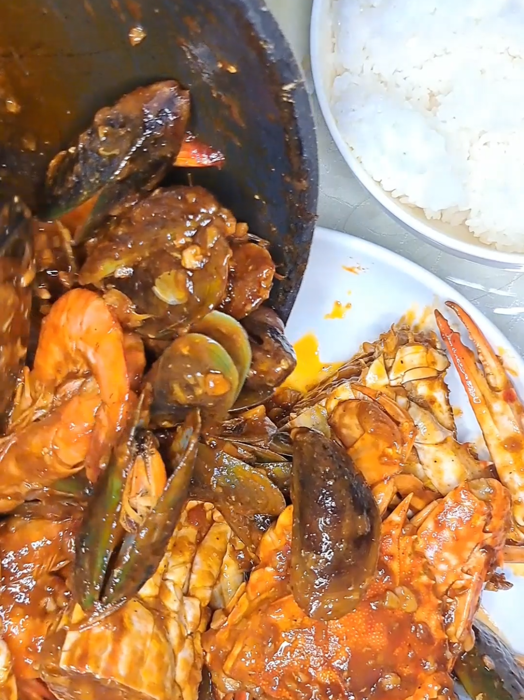 Buttered Seafood 😋 #butteredseafoods #seafood #cravingsatisfied #cravings #homemade 