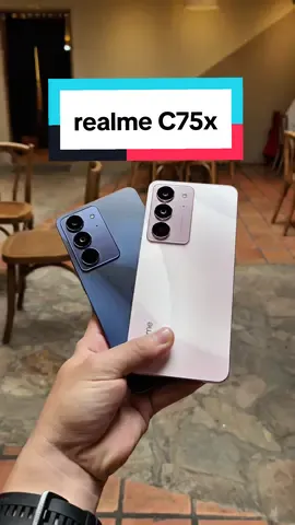 Cùng chiêm ngưỡng 2 màu sắc tuyệt vời trên realme C75x  Siêu bền bĩ - Siêu kháng nước  #realmeC75x #khangnuocIP69 #sieuben #realme 