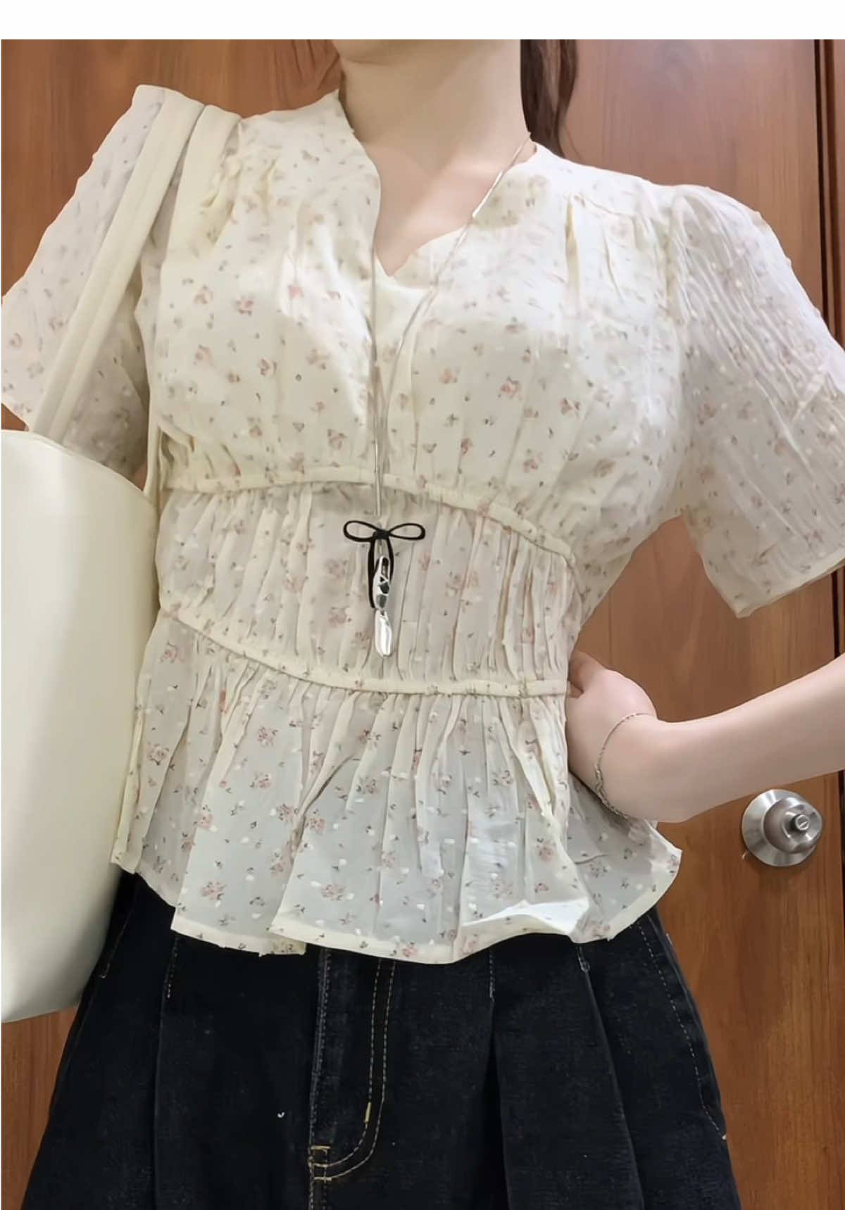 Dịu dàng xinh xinh @Havana #havanadanang #babydoll #aohoanhi #aokieucov #aobanhbeo #aokieunu 
