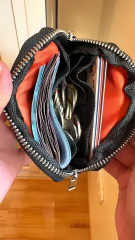 BAKA ITO NA ANG HINAHANAP NYO 👌😁.. #trendingwallet #japanesemenwallet #wallet #coinpurse #trending #viral #fyp #rodalenenavarro 