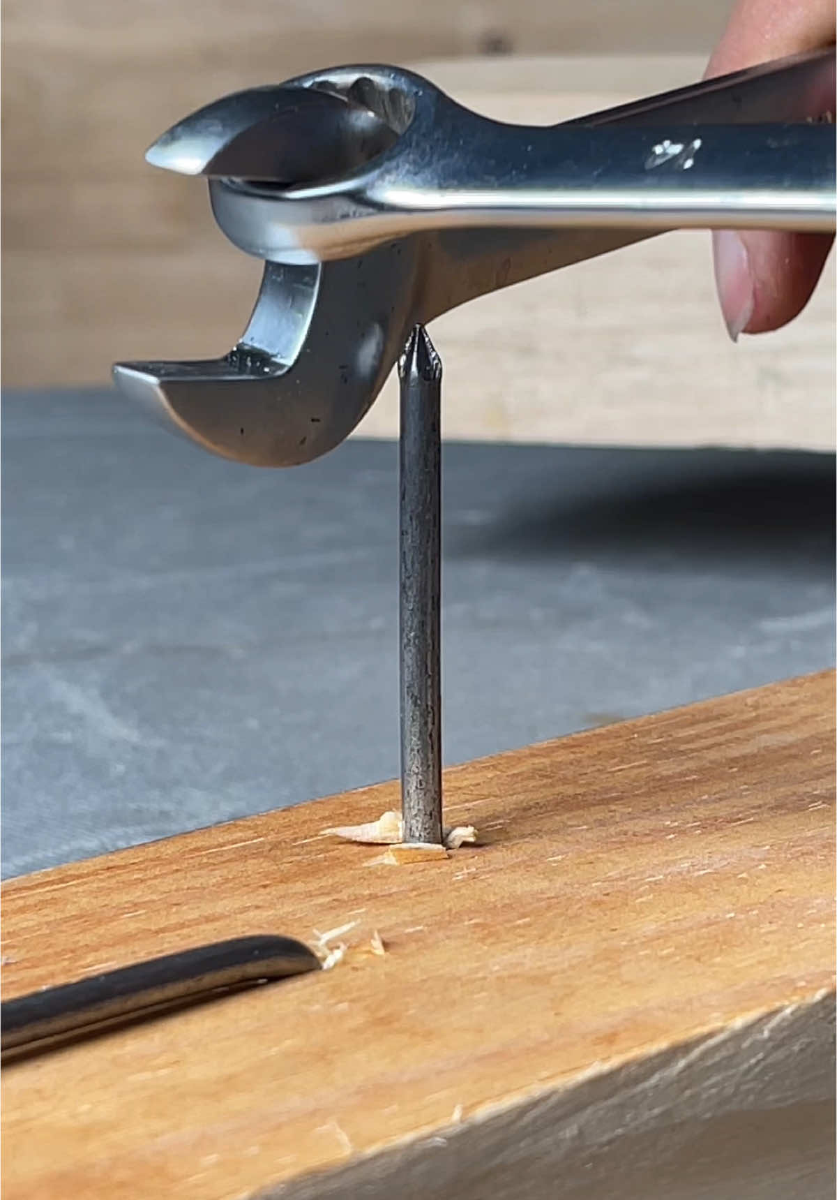 How to use nails securely and safely. #DIY #woodworking 
