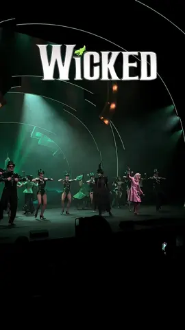 WICKED | Teatr Muzyczny Roma  #wicked #musical #dancingthroughlife #foru #viral #musicaltheatre #theatrekid #defyinggravity #tetarmuzyczny 