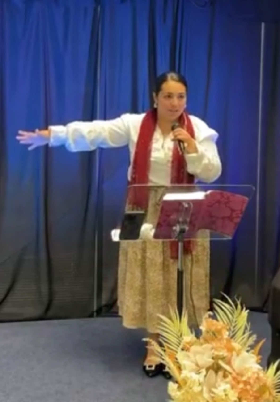 Porque no se perdona la blasfemia contra el Espíritu Santo? Encuéntralo en Youtube 📲 Alexander y Elizabeth Lopez  #ministeriosaceitedeuncion #predicandoelevangelio #iglesiaevangélica #iglesiahouston #casadedioshouston #predicandoenHouston #predicandoajesus #predicandoenlascalles 