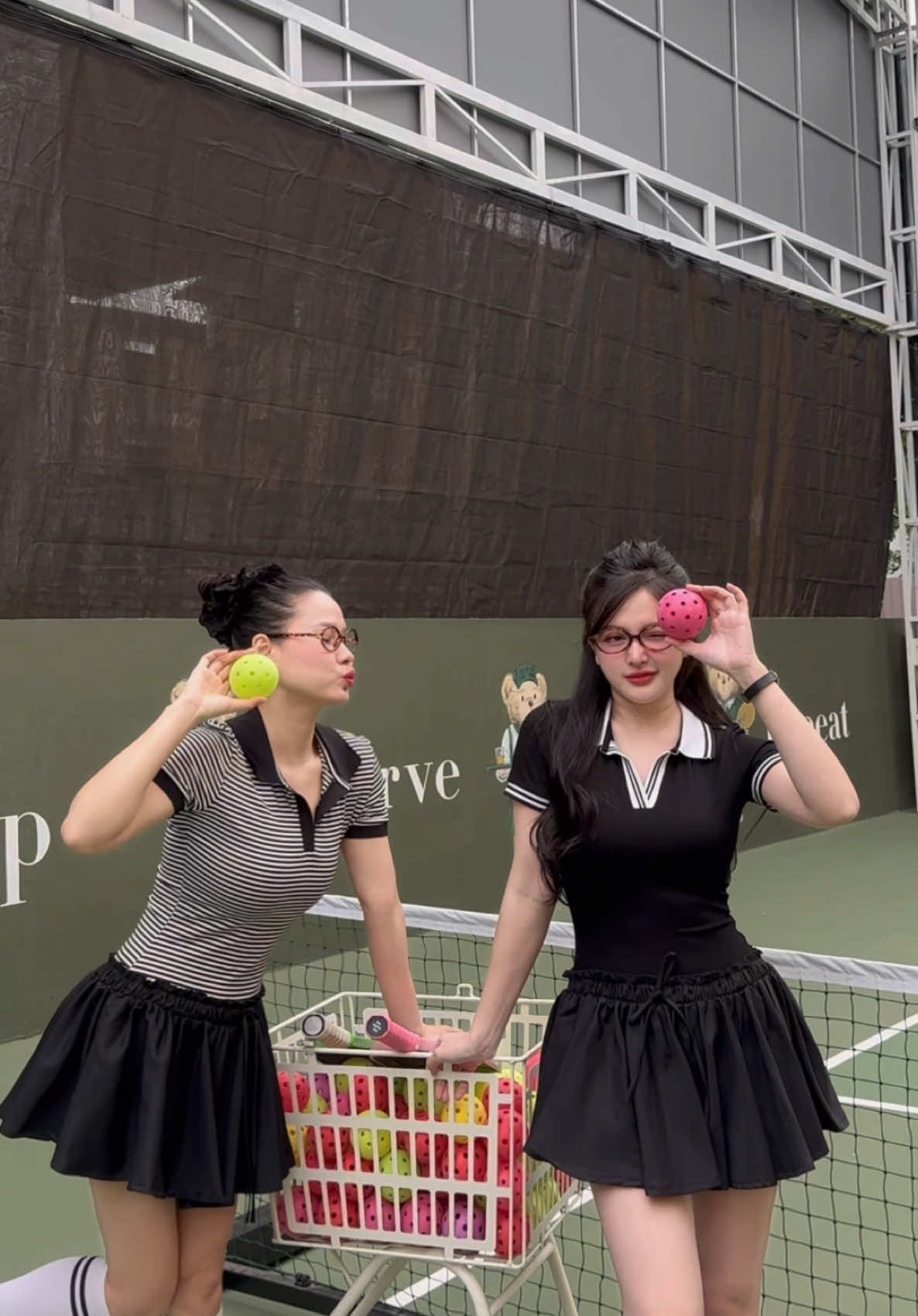 Làm gì có ngày nào là đen tối nhất vì cuộc đời luôn có ngày mai 😋#shopphamkieutrang #trending #PhaiDepNgayNay #pickleball 