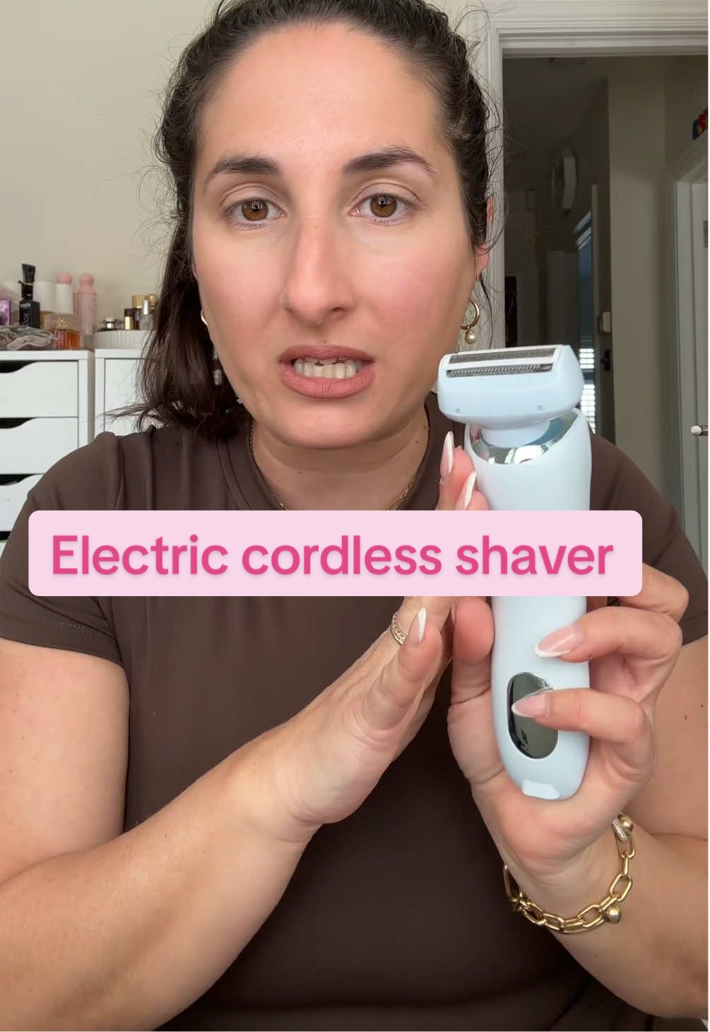 The Ultimate Women's Electric Shaver  #womenselectricshaver, #hairremoval, #beautytips, #fashionproducts #electricshaver #fyp #viral 