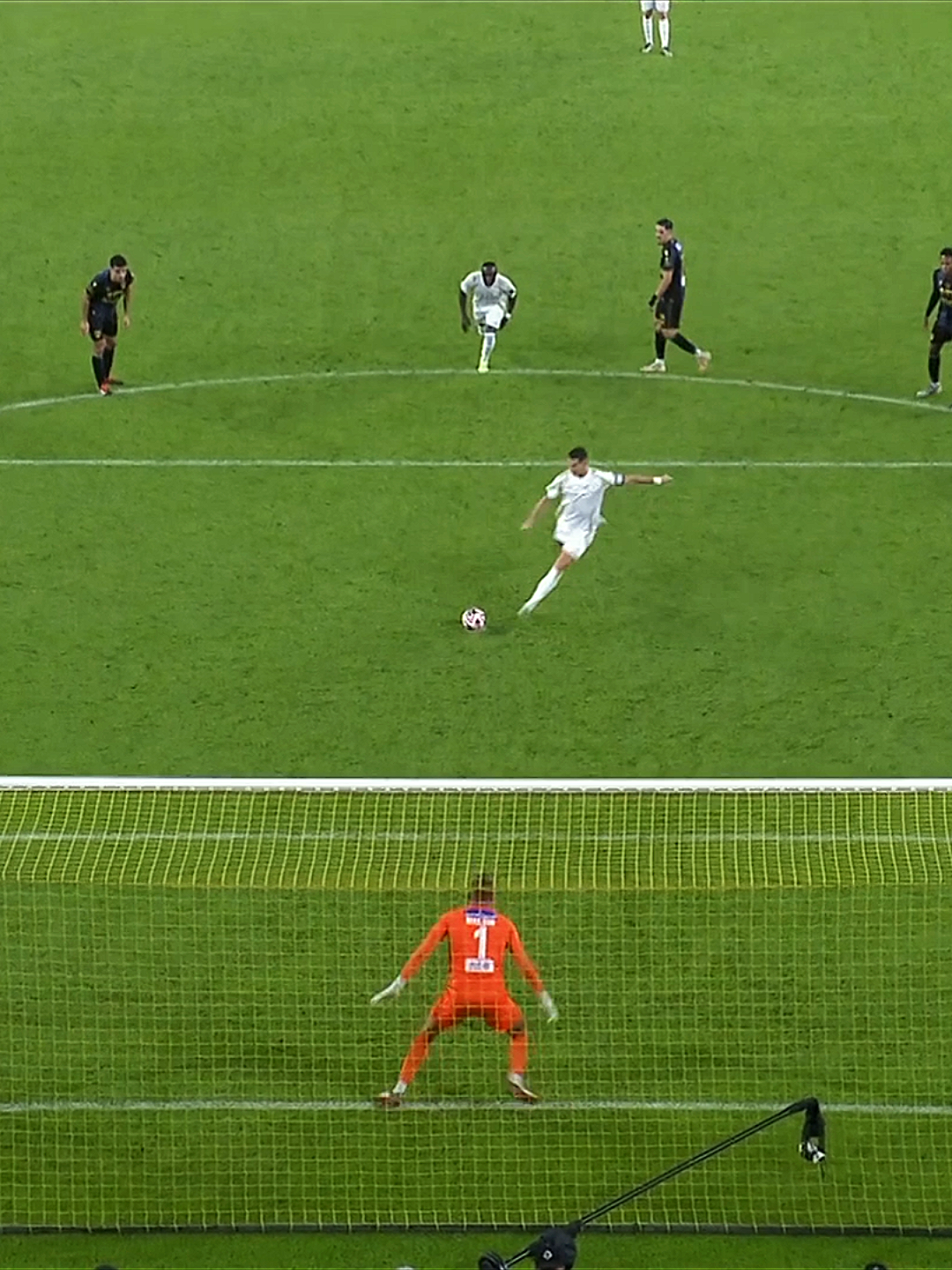 Cristiano Ronaldo It is not your habit to miss a penalty kick 😳  #cristianoronaldo #كرستيانو_رونالدو #النصر 