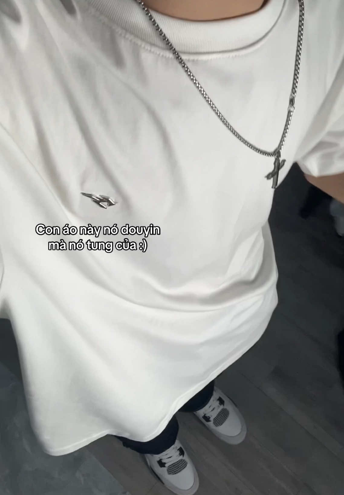 99 lúa mà cái form đỉnh vãi ò,áo nhà @KARANTS nhé #karants #aothunnam #douyin #thoitrang #phoido #phongcachthoitrang #soitrangstyle #xuhuong #xuhuongtiktok #phongcachtrunghoa 