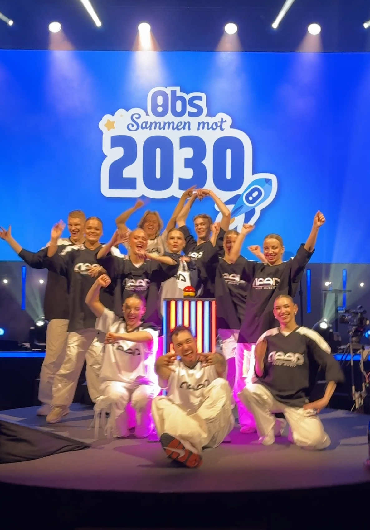 Come to work with us🎉 #needmotion #dancers #norway #event #show #trythis #dance #cup #trends #transitionidea #work 
