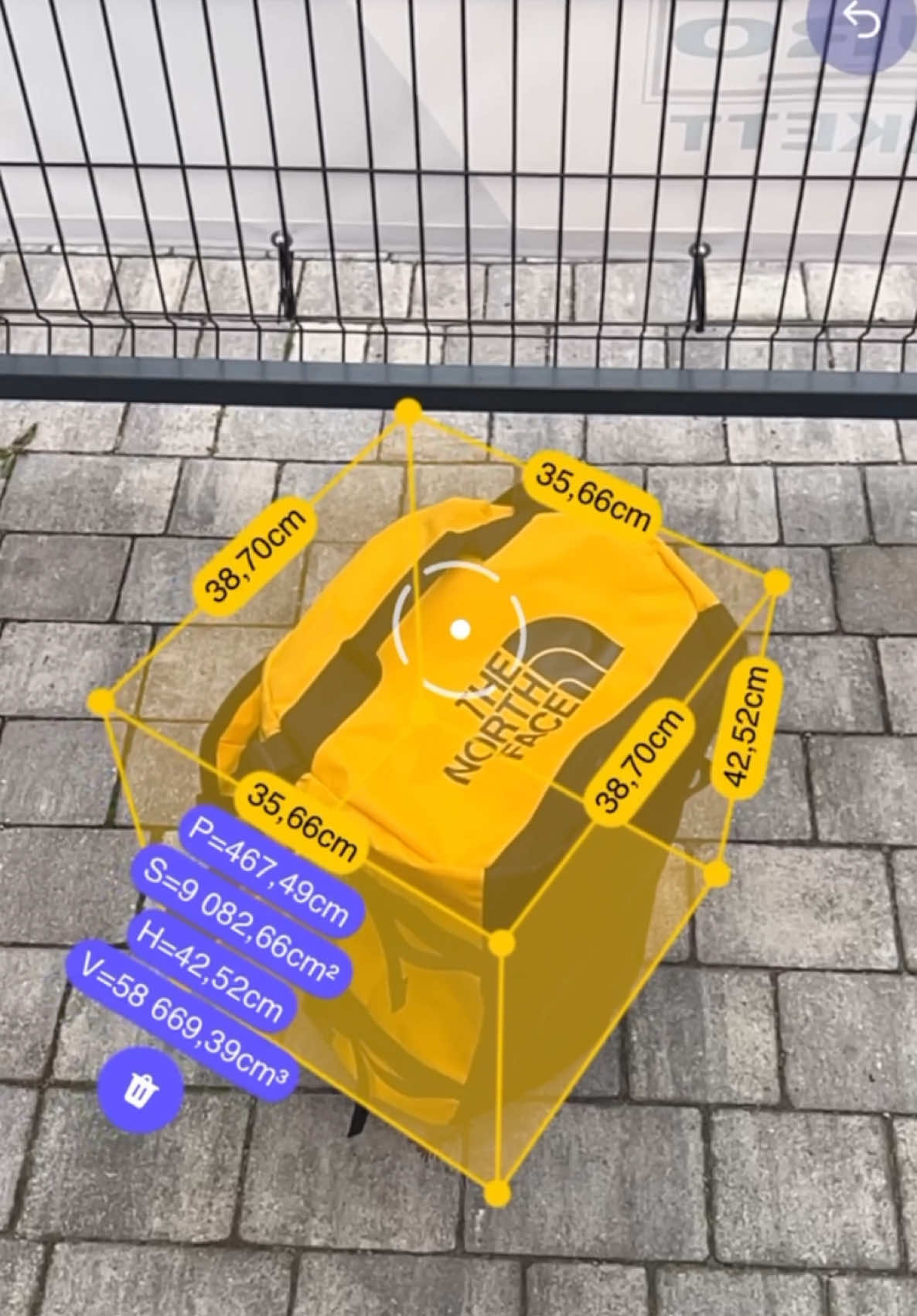 Bounding Box in AR Ruler app for Android and iOS #measure #measurement #ar #measurements #augmentedreality #ARuler #luggage 