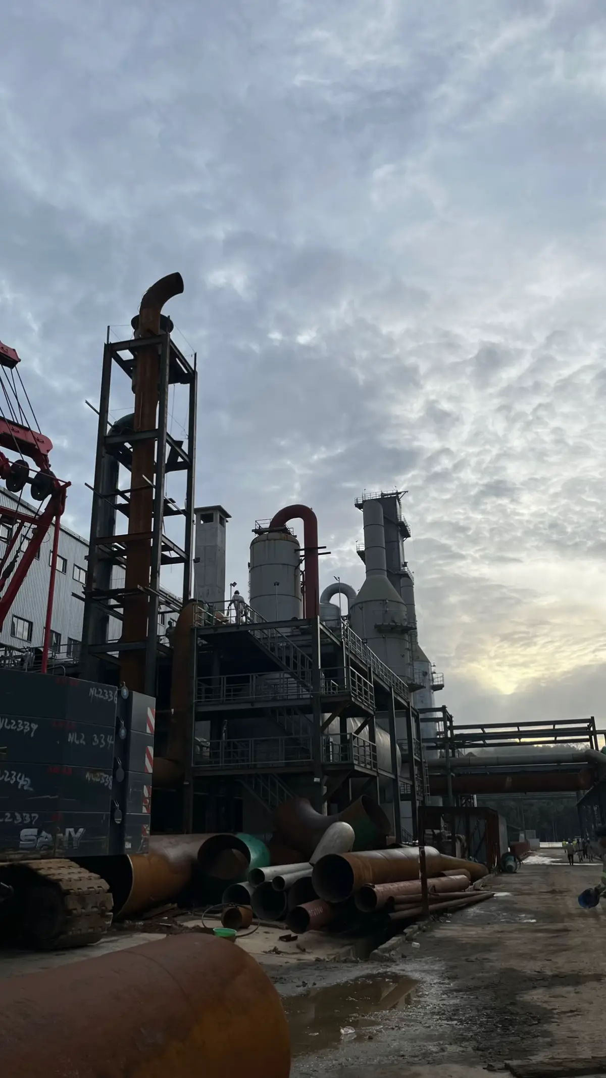 Jgan menjdikan pederitaan orng lain sebagai tolk ukur untuk bersyukur 🦾💪🏼#fyp #weldermuda🧑‍🏭 #kulilassfyp #wakatobiisland🏝 #ptiwip #meknikcrane #kuli #jangkauanluas #sorotan #semuaorang #butonpride🏝 #2025 