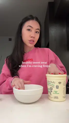bring back froyo places I miss yogurtland #healthyrecipes #sweettreat #dessertbowl #highprotein 