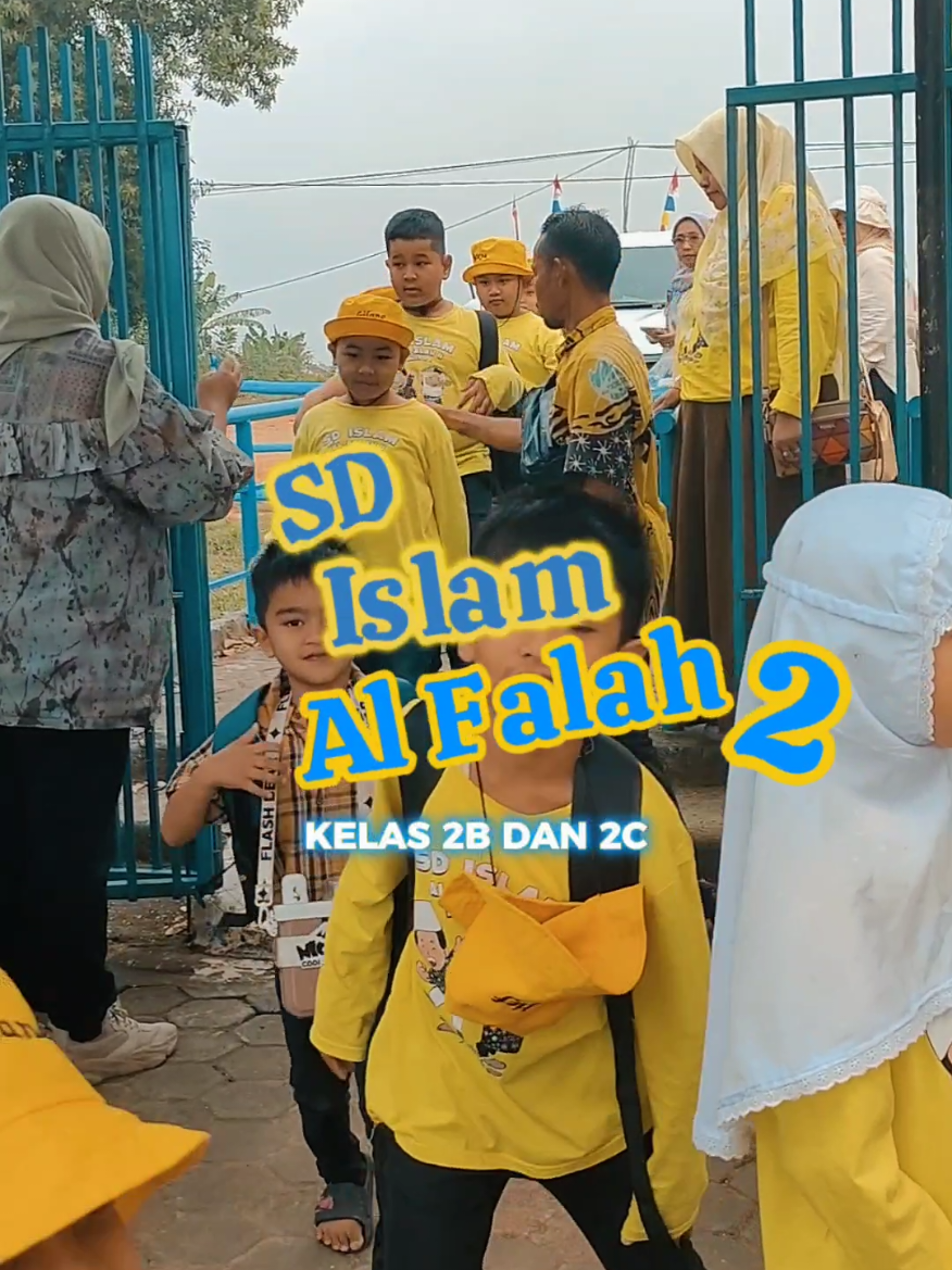 Serunya menjadi lebih dekat dengan hewan lucu di Taman Wisata Air Kito#tamanwisataairkitojambi #jambi 
