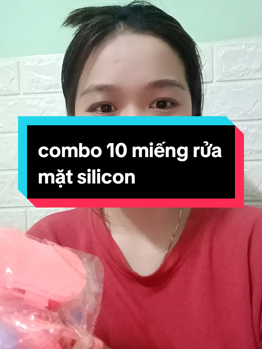 rửa mặt sạch sâu nhờ e này đó m.n #banchairuamatsilicon #miengruamatsilicon #miengruamat #thuongthattha #Thuongthanthien 